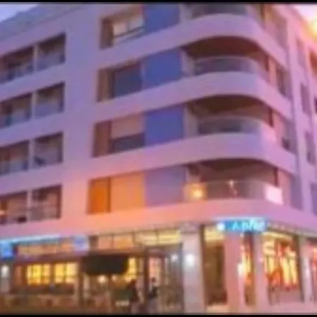 艾西拉Puerto Marina公寓 外观 照片